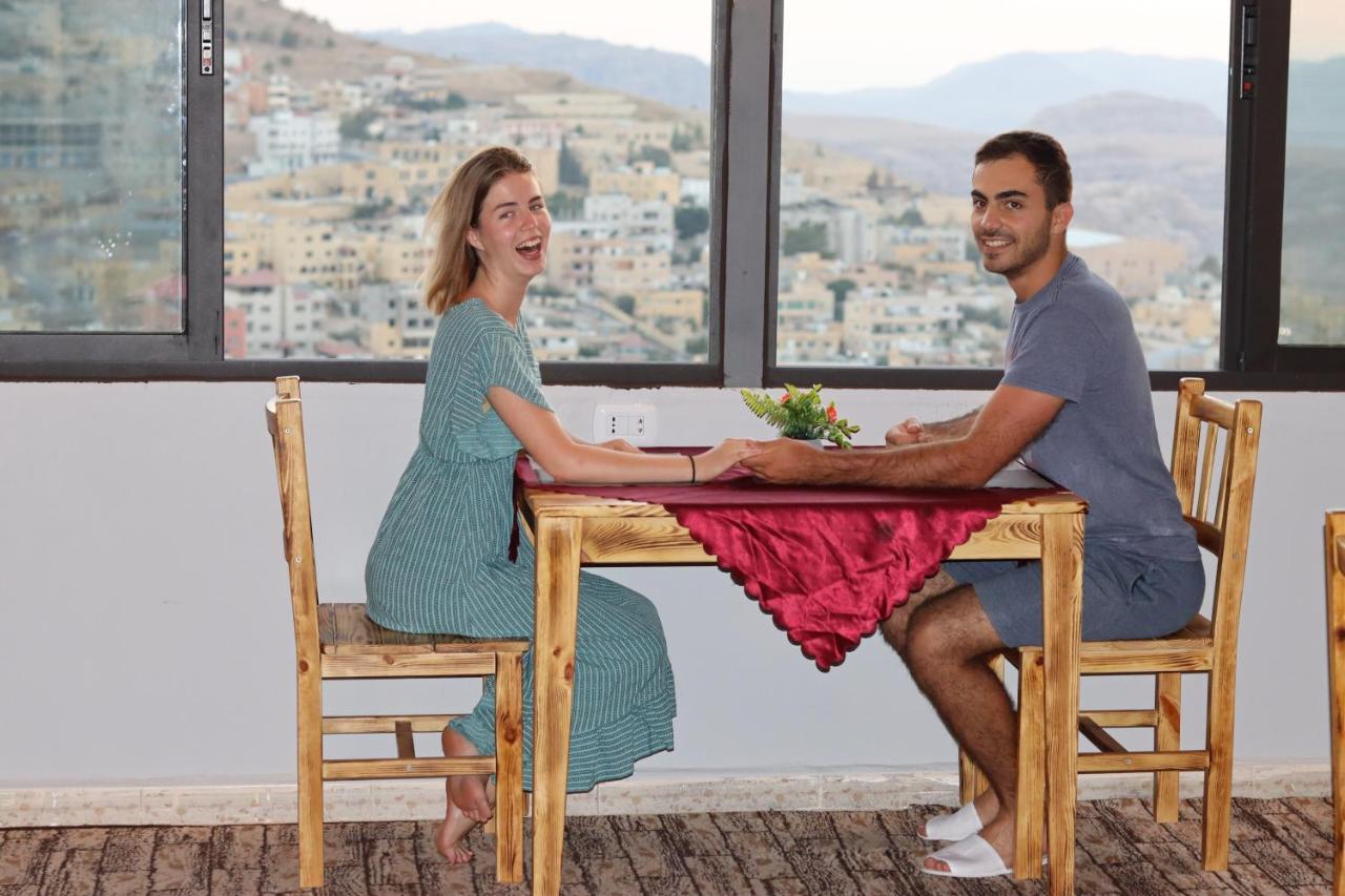 Petra Wooden House Apartment Вади Муса Екстериор снимка